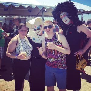 Meet your Posher, Max